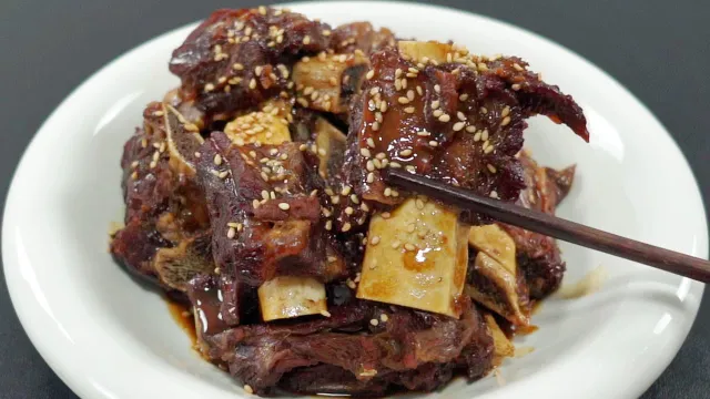 Pressure Cooker Braised Beef Ribs: The Right Way to Get Tender, Flavorful Results (Better Than Pork, Easy for Beginners)